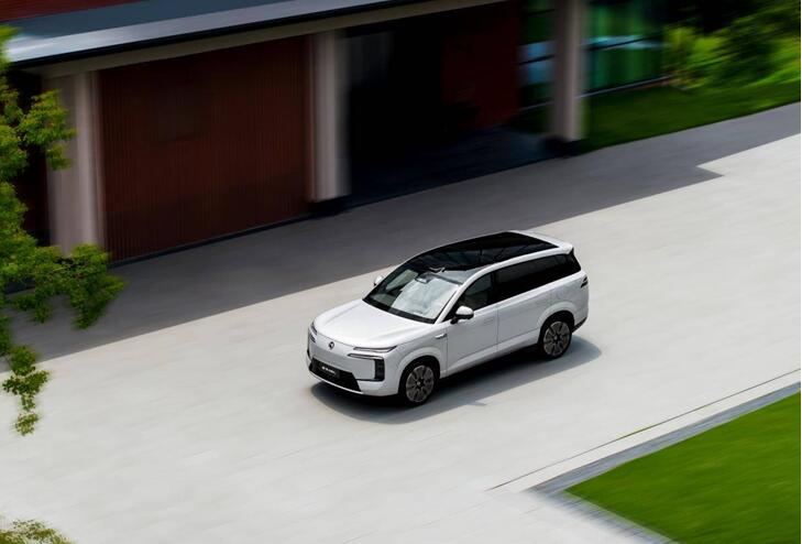 重塑大六座SUV市场新格局，腾势N8L以31.98万起正式开启预售