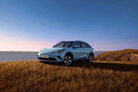 10.98万起 首搭8775舱驾一体 全新阿尔法T5正式上市