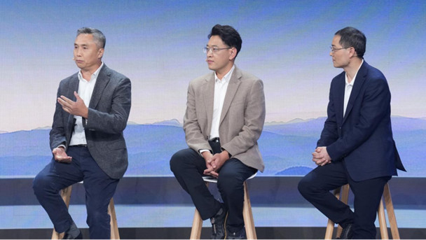 央视“第一发布”车企首秀 长安马自达EZ-60央视认证全球好车11111887.jpg