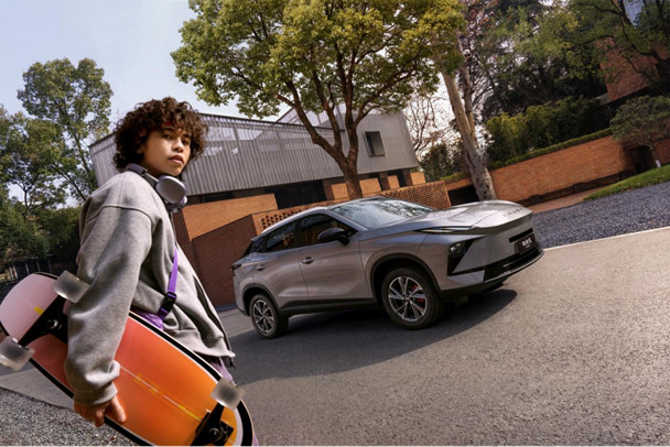 【三车新闻稿】问鼎双百万 双虎耀全球 奇瑞瑞虎7瑞虎5新品全球上市2085.jpg