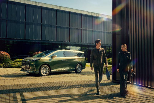 【新闻稿】同问道,共从容!五大共鸣诠释旗舰标准:极狐问道V9上市19.48万起0527-V63734.jpg