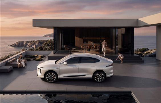 19.79万元起，全新一代智己LS6掀桌上市，一举锁定“2026年必看的家庭纯电SUV”